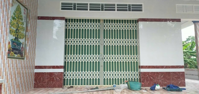 cửa kéo sắt
