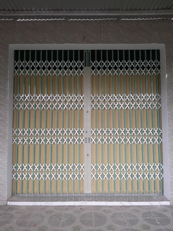 cửa kéo sắt
