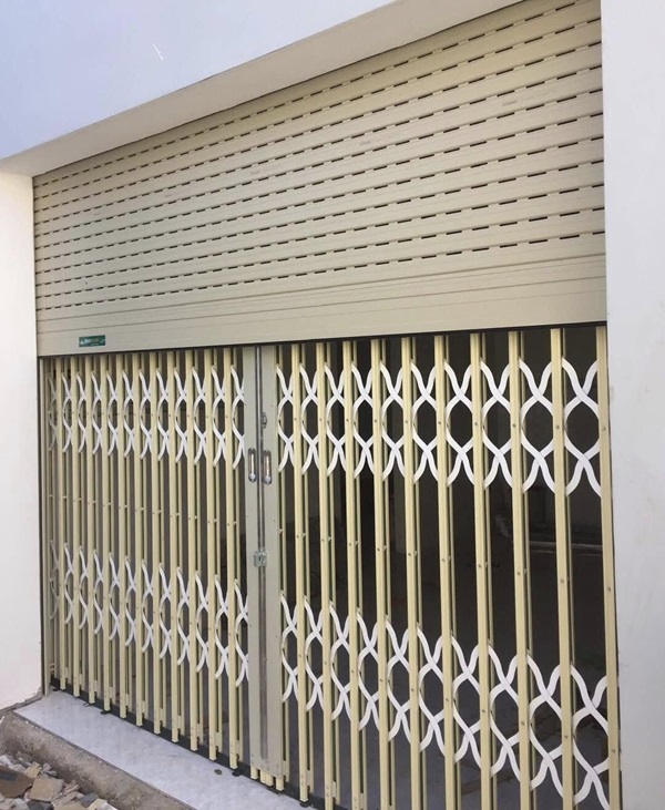 cửa kéo sắt kết hợp cửa cuốn