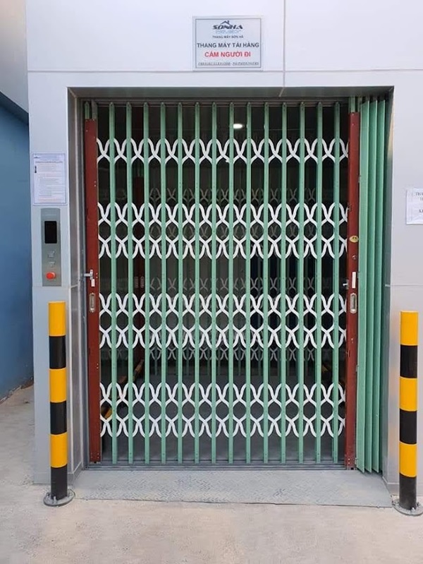 làm cửa kéo sắt tại quận 3