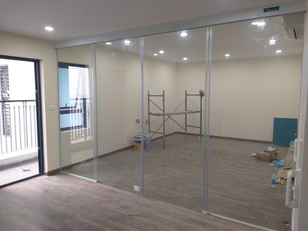 cửa kính cường lực