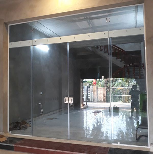 cửa kính cường lực trượt