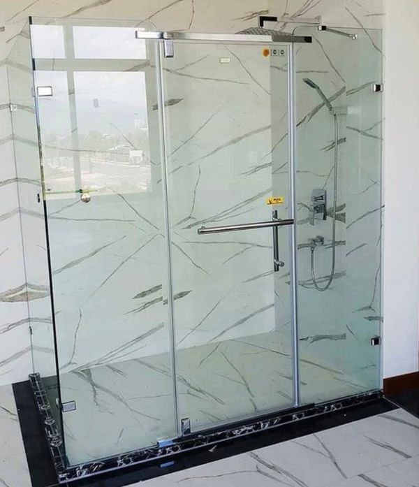 cửa kính cường lực