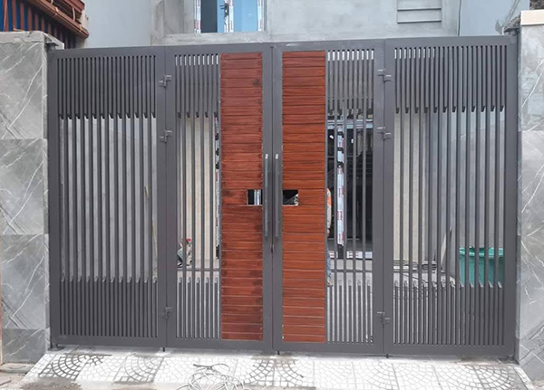 cửa sắt ngoài trời