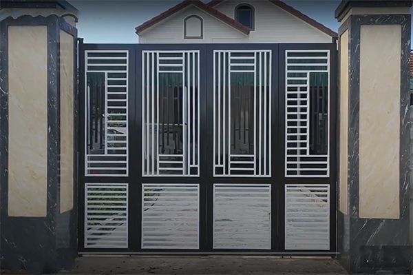 làm cửa sắt tại quận 1