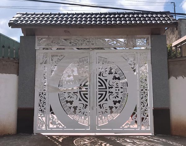 làm cửa sắt tại quận 10