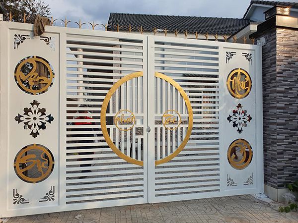 cửa sắt