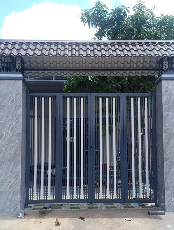 cửa sắt 4 cánh
