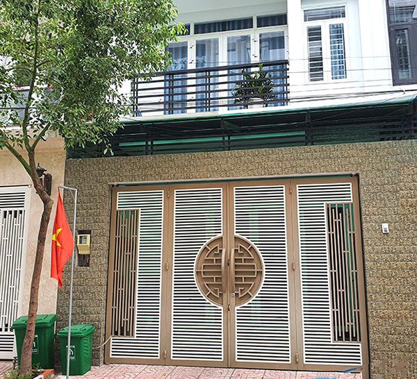 cửa sắt 4 cánh