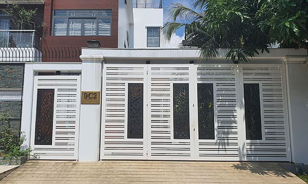 cửa sắt