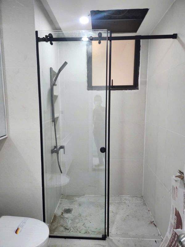 làm vách kính cường lực phòng tắm