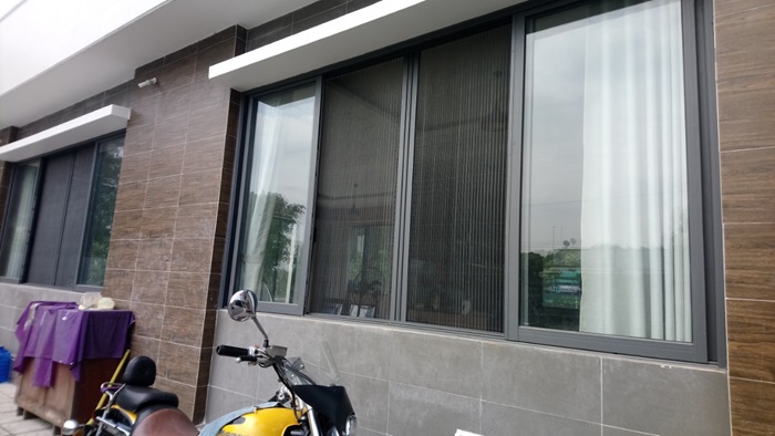cửa sổ lưới chống muỗi