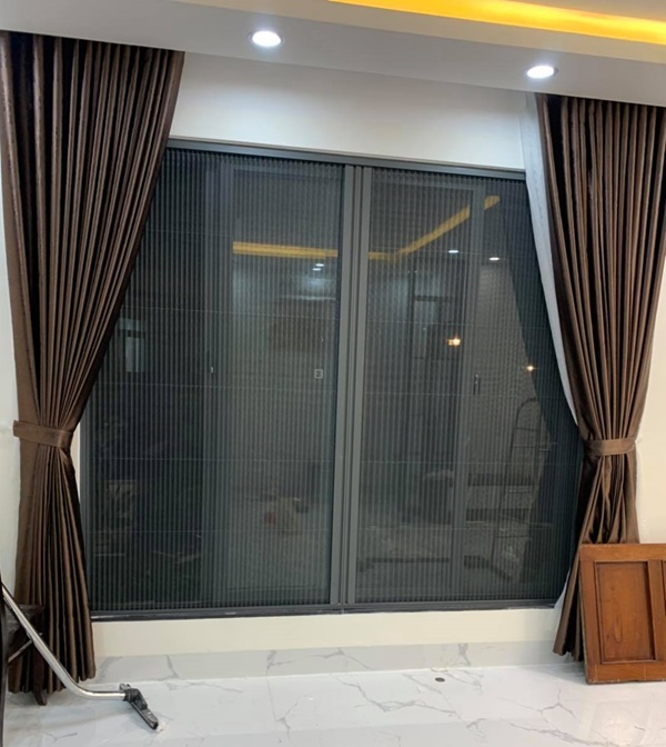 cua-luoi-chong-muoi-quan-2-5 cửa lưới chống muỗi nhà ở