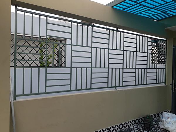 làm khung sắt bảo vệ tại hóc môn