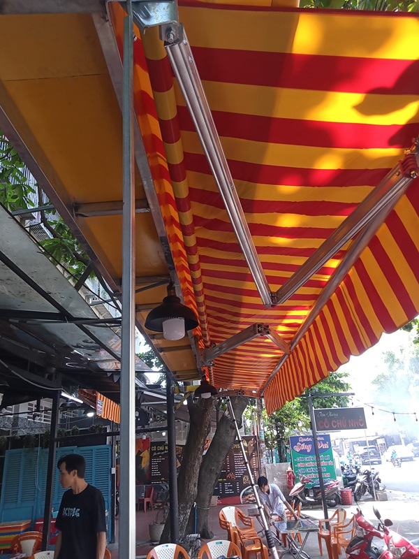 mái che di động quay tay