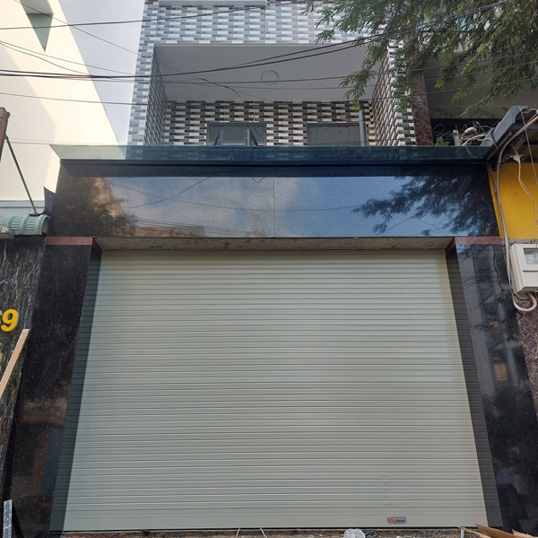 cua-cuon-tphcm-3 Cửa cuốn nhà phố