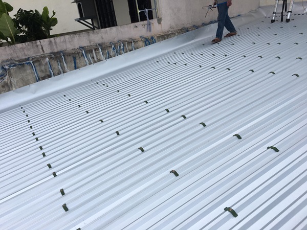 Thi Công Mái Tôn Tại Gò Vấp Uy Tín | Lợp Mái Tôn, Sửa Chữa Mái Tôn