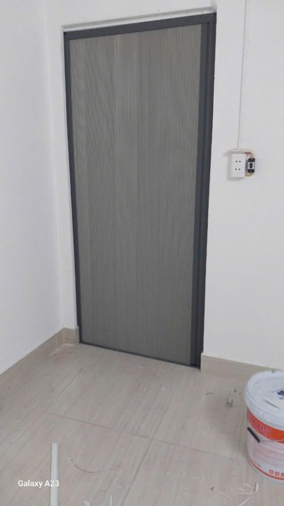 Minh Phát Group thi công vách ngăn rèm tổ ong tại quận 5